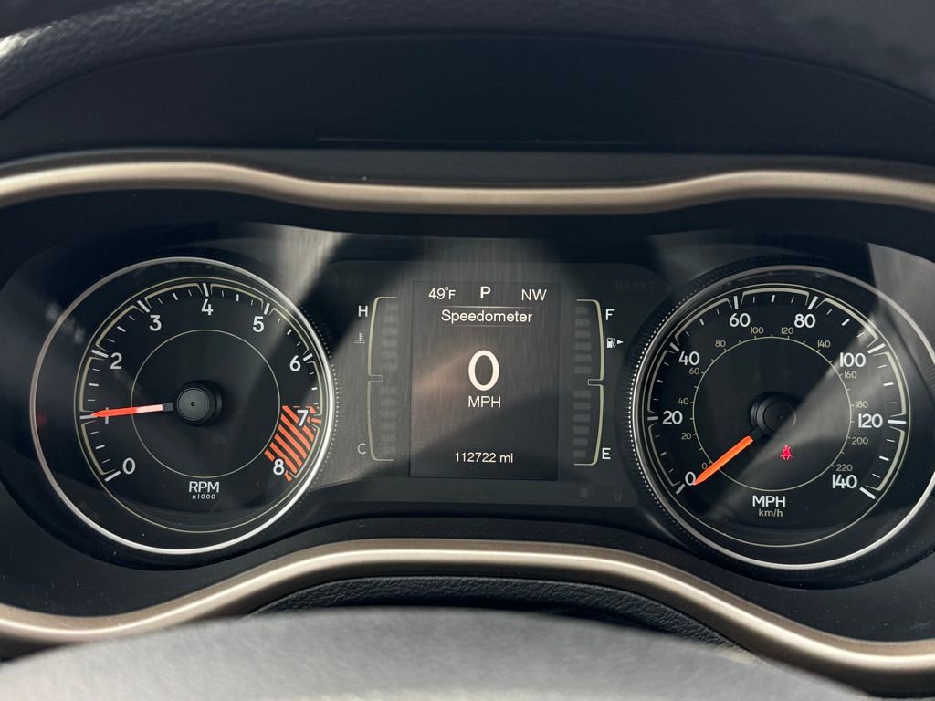 Used 2015 Jeep Cherokee Latitude w/ Cold Weather Group image 27