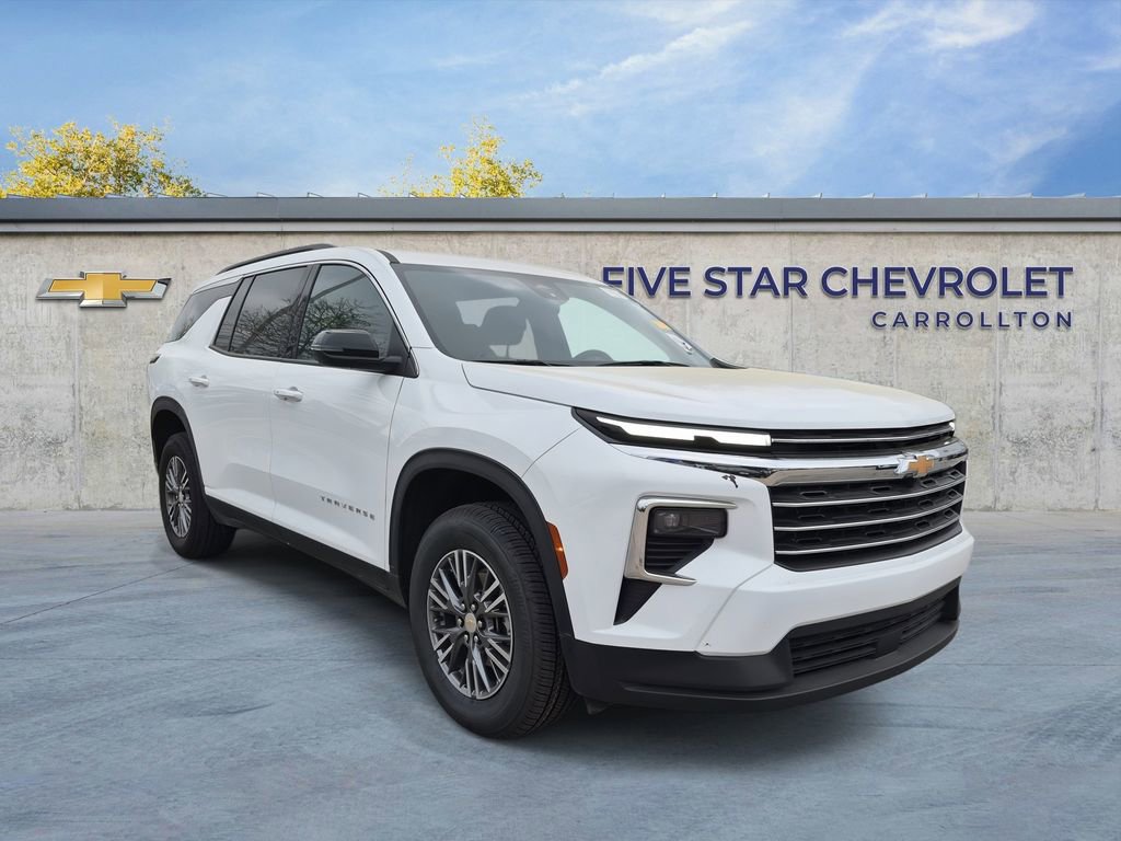 Certified 2025 Chevrolet Traverse LT image 1