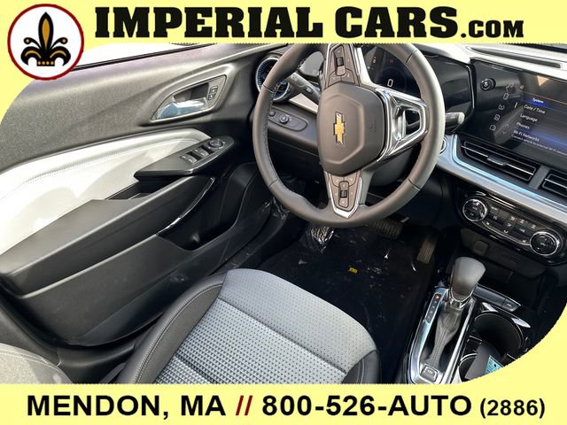 New 2026 Chevrolet Trax LT w/ LT Convenience Package image 16