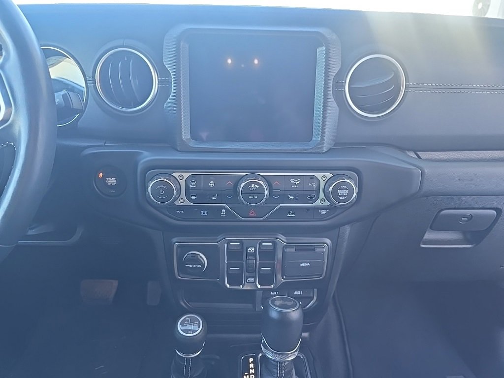 Used 2023 Jeep Wrangler Unlimited Sahara w/ Cold Weather Group image 26