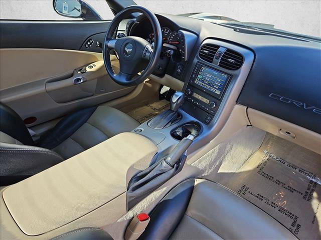 Used 2007 Chevrolet Corvette Coupe w/ Preferred Equipment Group RWD image 26