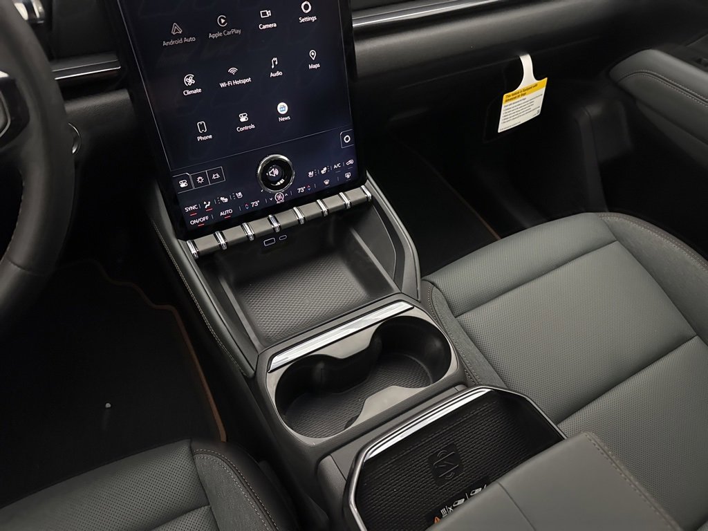 New 2026 GMC Terrain AT4 w/ Convenience Package III image 19