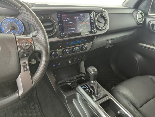 Used 2021 Toyota Tacoma TRD Off-Road AWD/4WD image 20