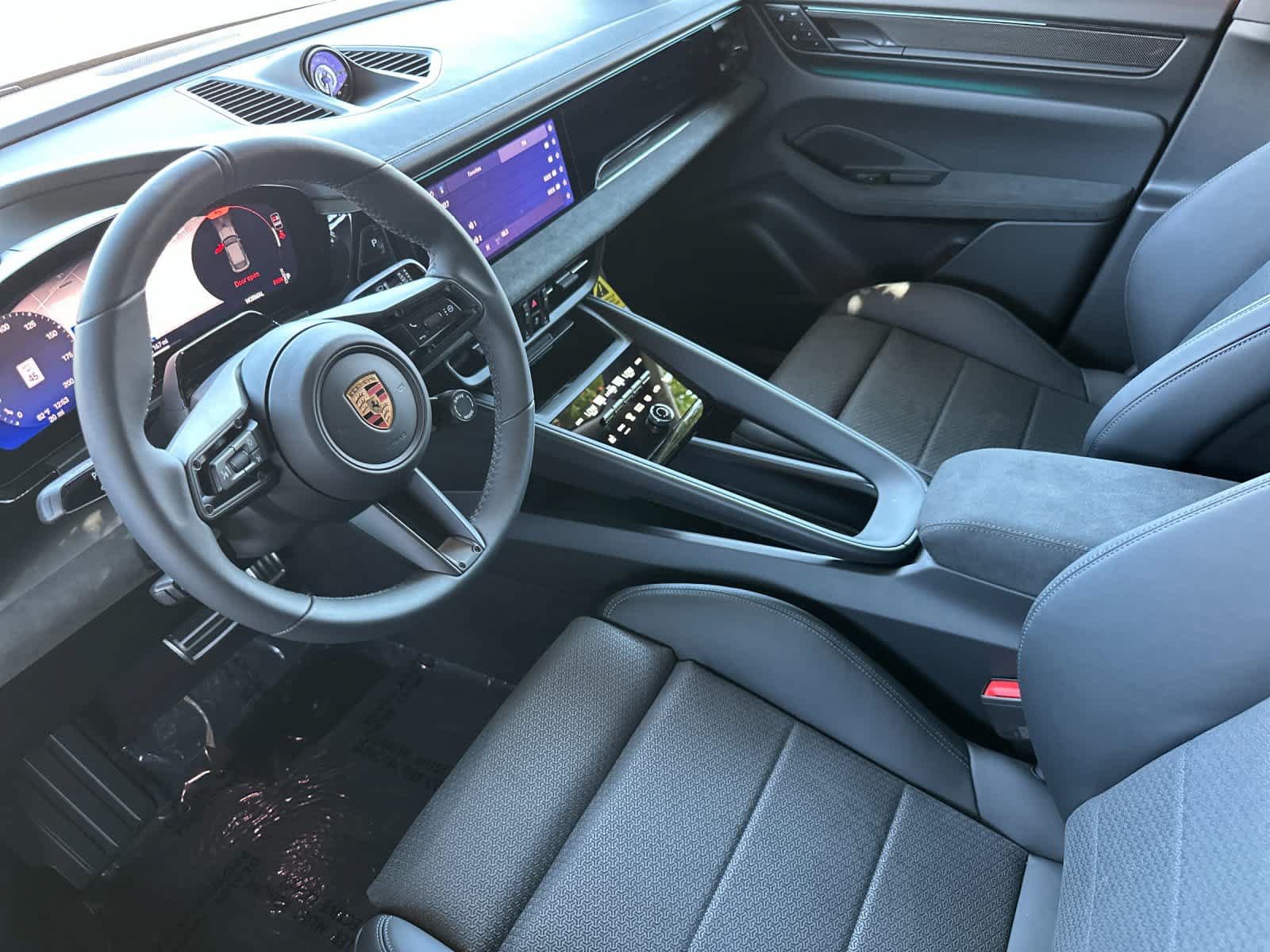 New 2026 Porsche Macan GTS Electric AWD/4WD image 4