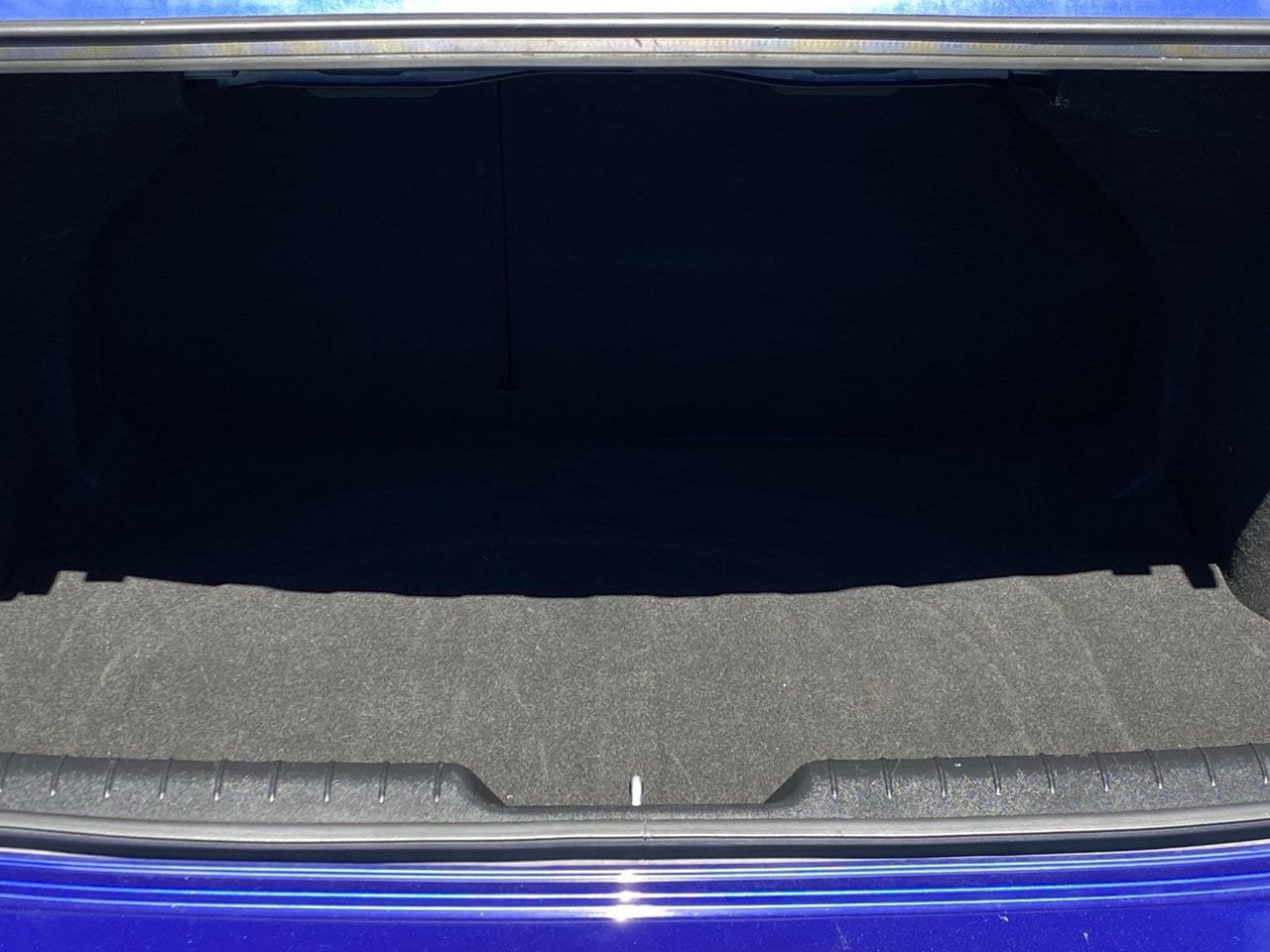 Used 2025 Hyundai Elantra SEL FWD image 13