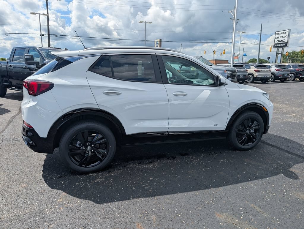 New 2026 Buick Encore GX Sport Touring FWD image 8