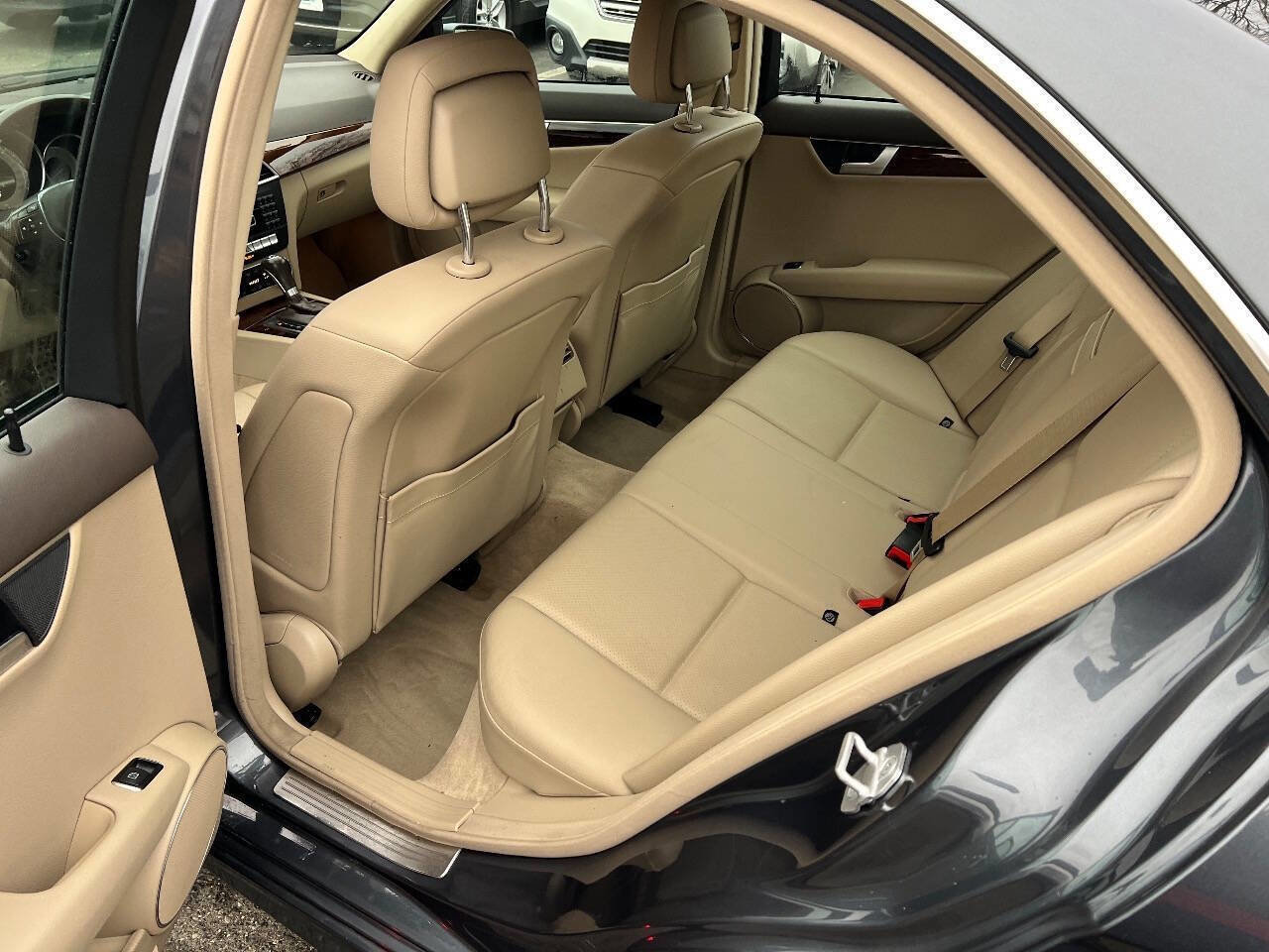 Used 2013 Mercedes-Benz C 300 4MATIC Sedan image 15