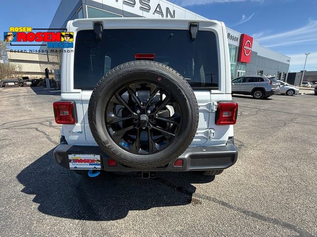 Used 2023 Jeep Wrangler Unlimited Sahara w/ Cold Weather Group AWD/4WD image 34