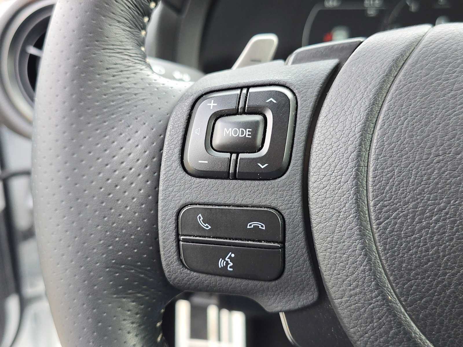 Used 2024 Lexus IS 350 F Sport RWD image 28