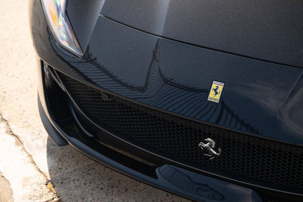 Used 2020 Ferrari 812 Superfast image 10