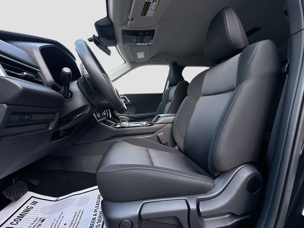 Used 2025 Mitsubishi Outlander ES image 22
