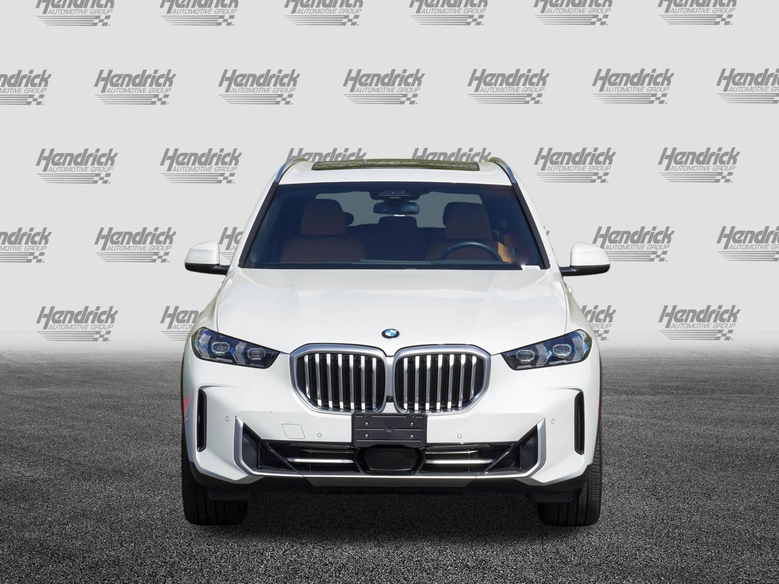 Certified 2025 BMW X5 xDrive40i AWD/4WD image 3