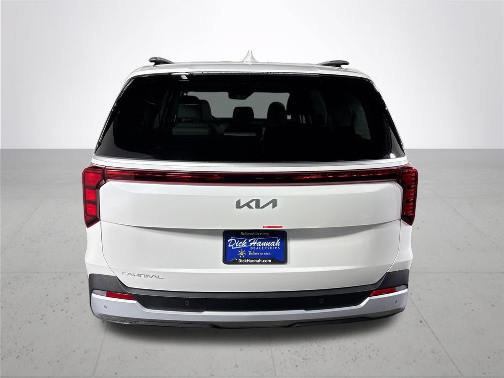 New 2026 Kia Carnival EX FWD image 7