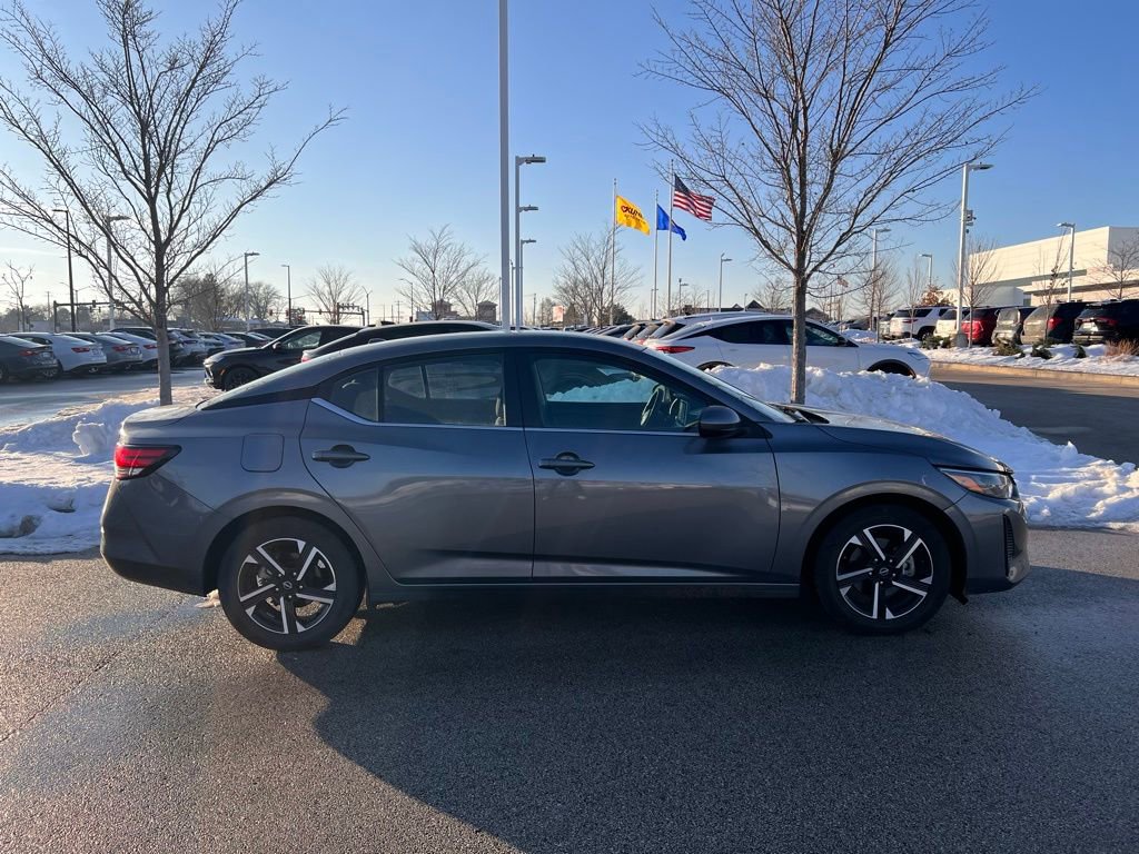 Used 2024 Nissan Sentra SV image 3