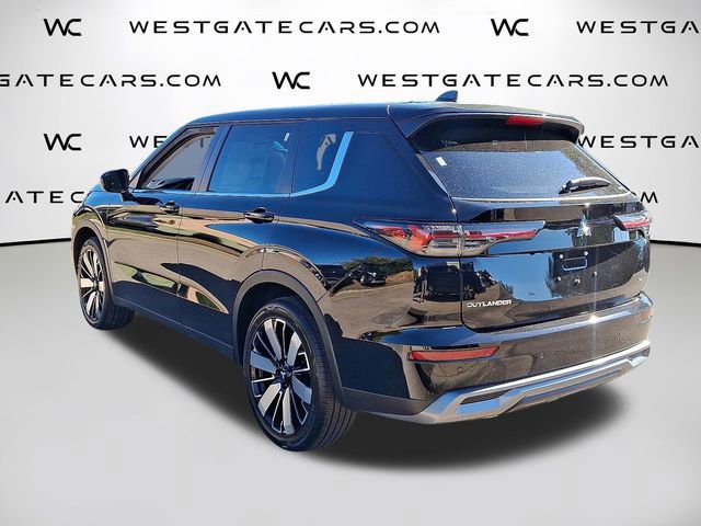 New 2025 Mitsubishi Outlander SE image 4