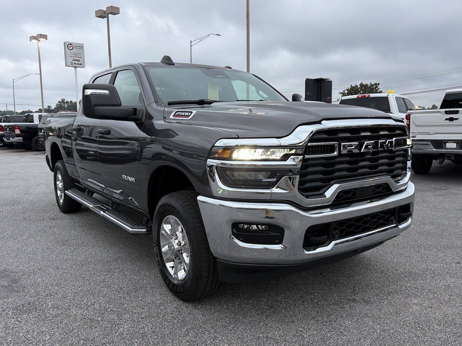 Used 2026 RAM 2500 Big Horn AWD/4WD image 4