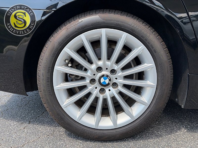 Used 2011 BMW 535i Sedan RWD image 9