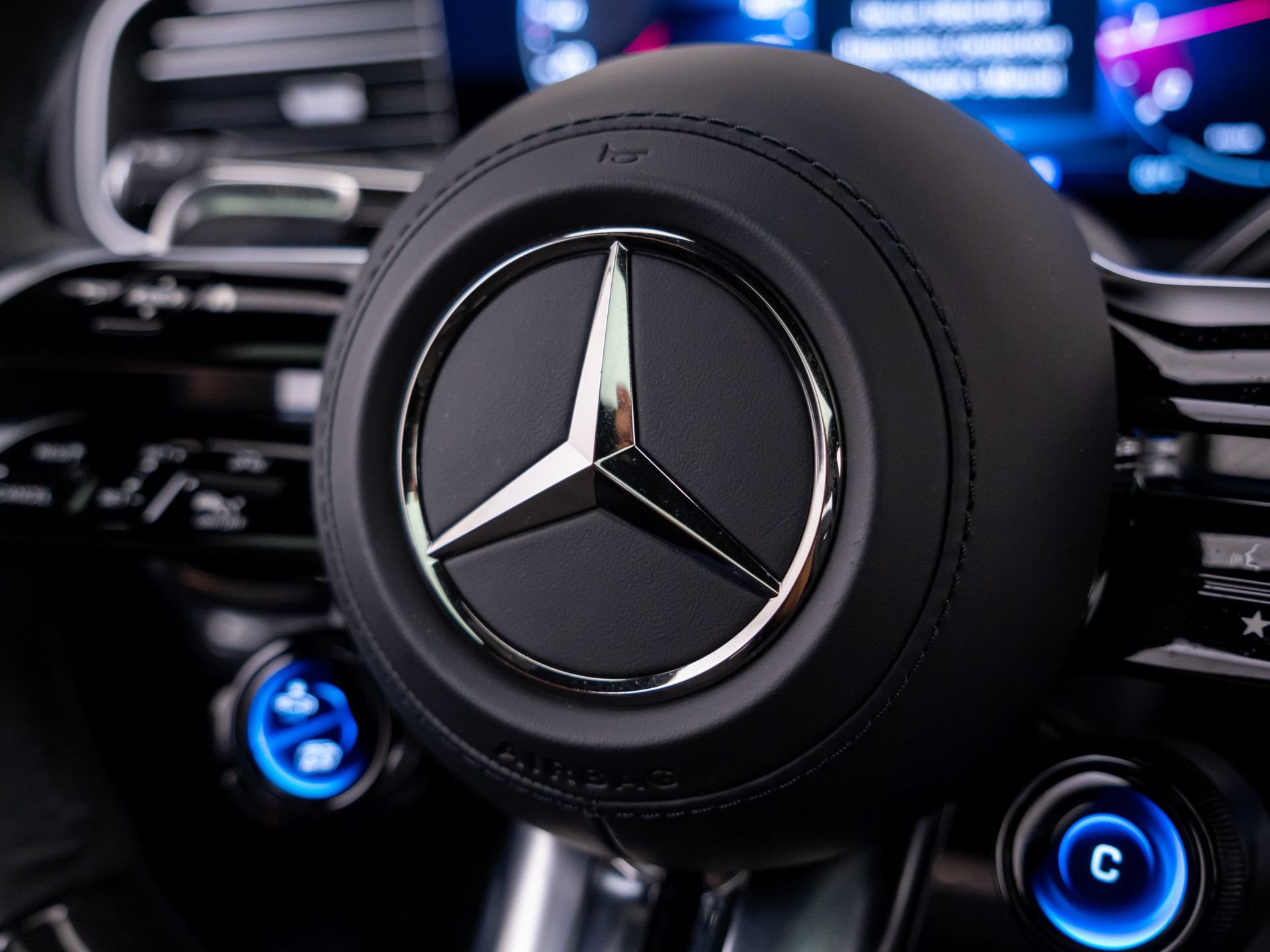 Used 2025 Mercedes-Benz GLE 63 AMG S image 29