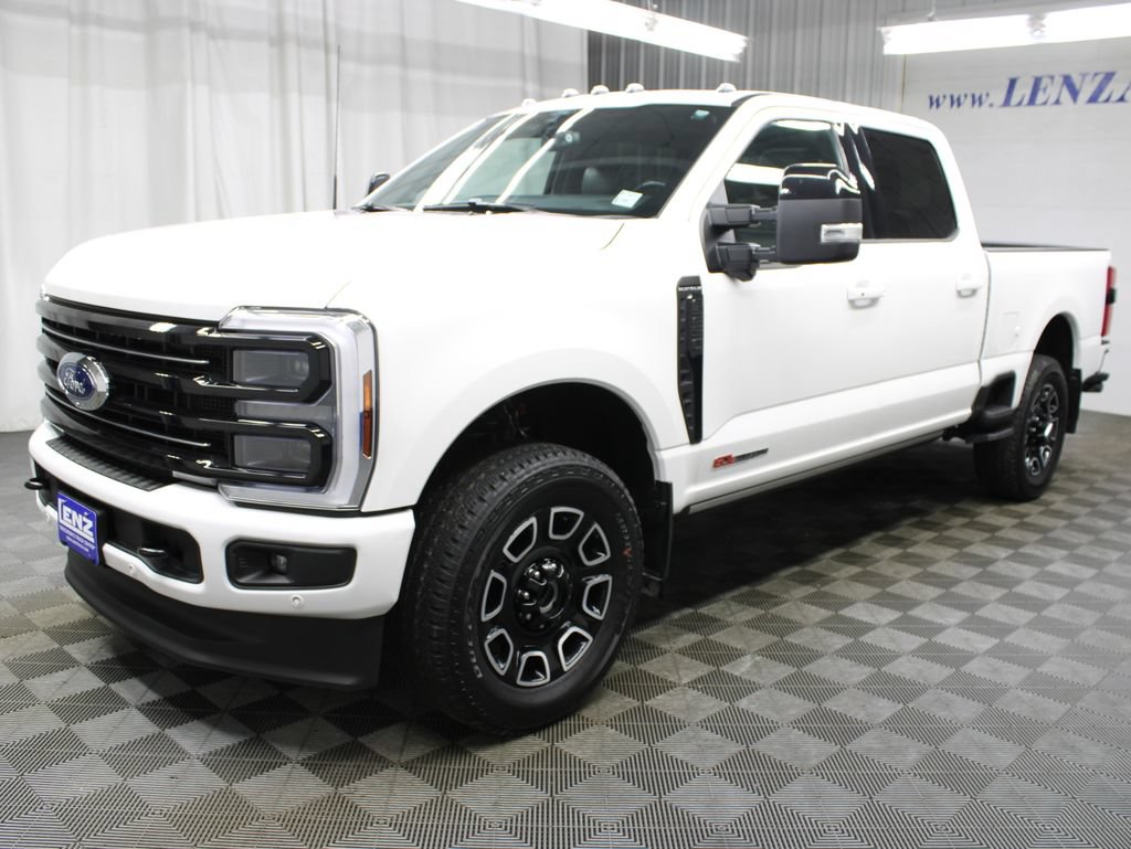 Used 2025 Ford F250 Platinum AWD/4WD image 9