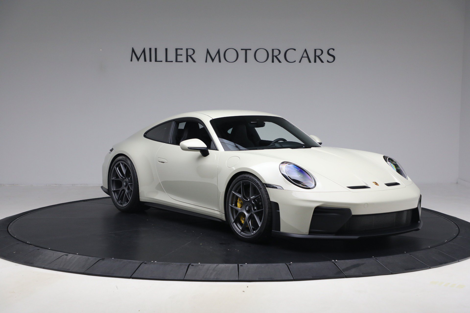 Used 2026 Porsche 911 GT3 RWD image 11