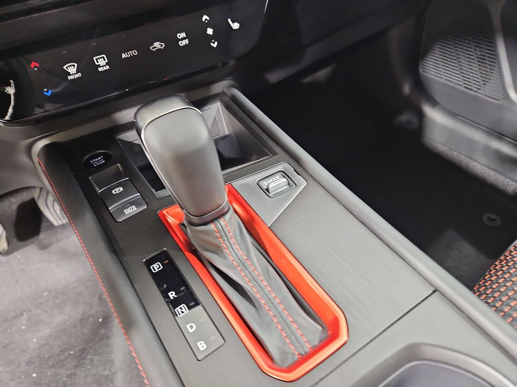 New 2026 Nissan Kicks SR w/ SR Premium Package AWD/4WD image 23