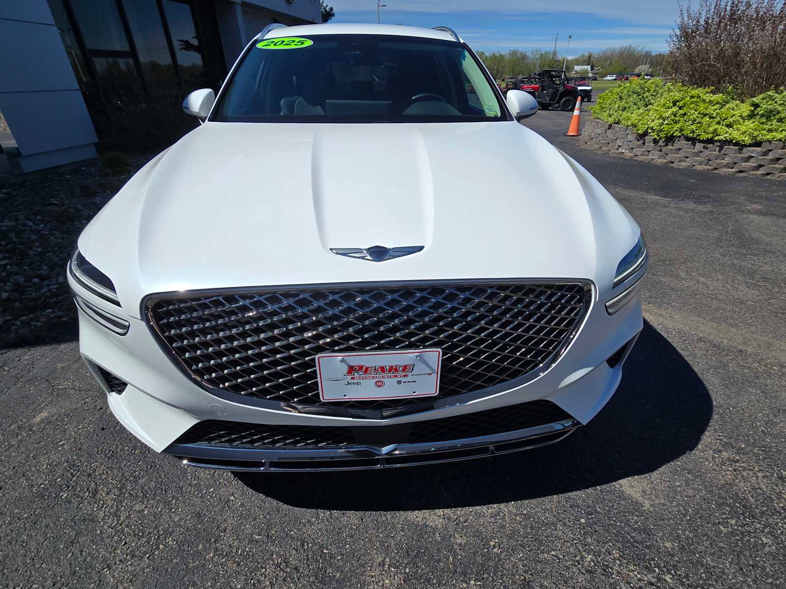 Used 2025 Genesis GV70 2.5T AWD/4WD image 9