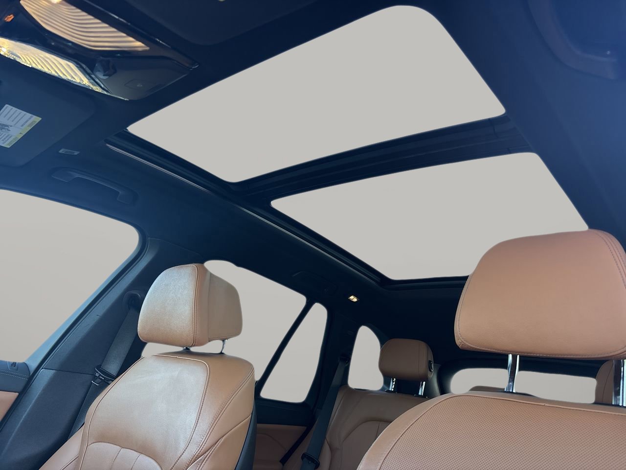 Used 2022 BMW X5 xDrive40i w/ Executive Package image 15