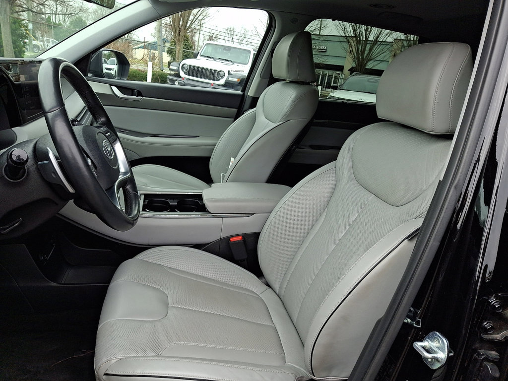 Used 2024 Hyundai Palisade SEL w/ Premium Package image 24