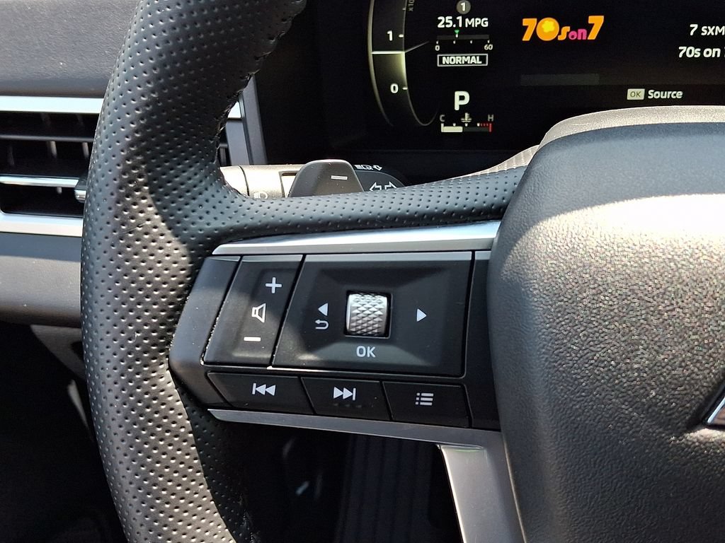 Used 2025 Mitsubishi Outlander SEL AWD/4WD image 23
