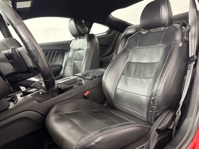 Used 2019 Ford Mustang GT Premium RWD image 17