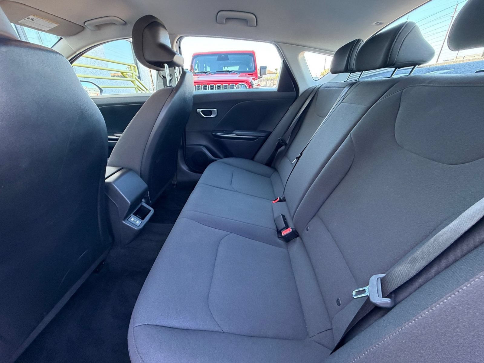 Used 2026 Kia K4 FWD image 24