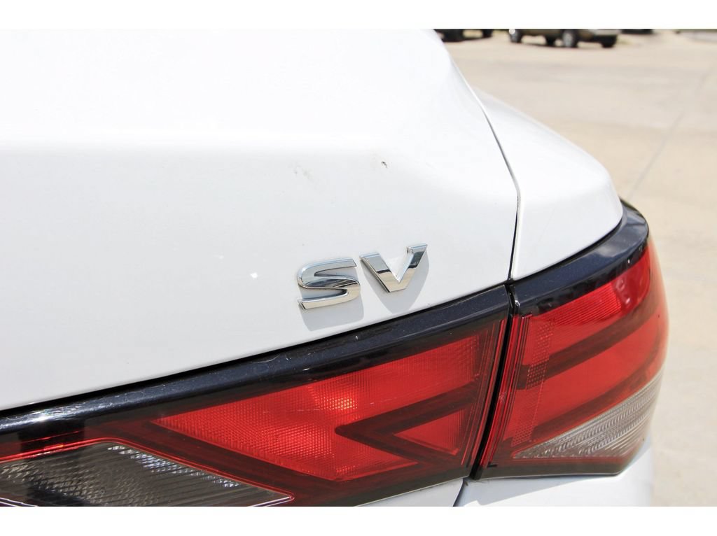 Used 2024 Nissan Sentra SV w/ All-Weather Package FWD image 8