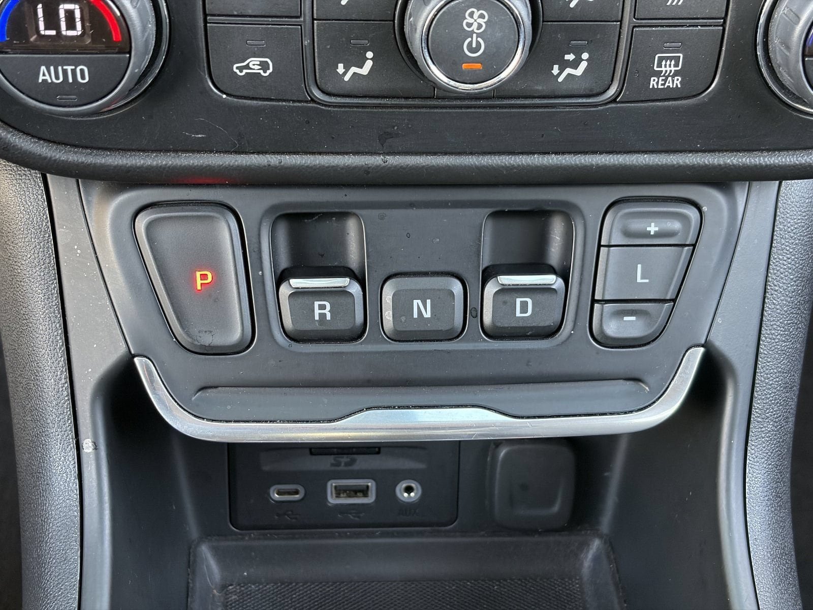 Certified 2021 GMC Terrain SLT w/ Infotainment Package II FWD image 31