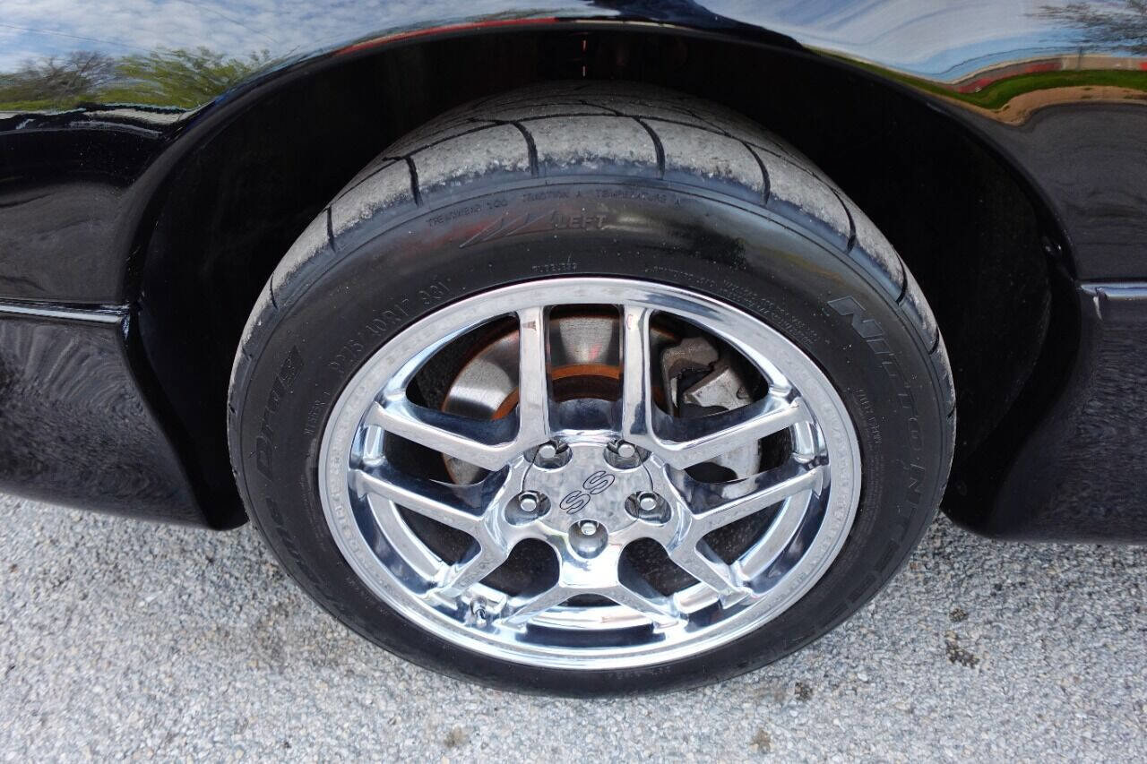 Used 1999 Chevrolet Camaro Z28 w/ SS Performance/Appearance Pkg image 42