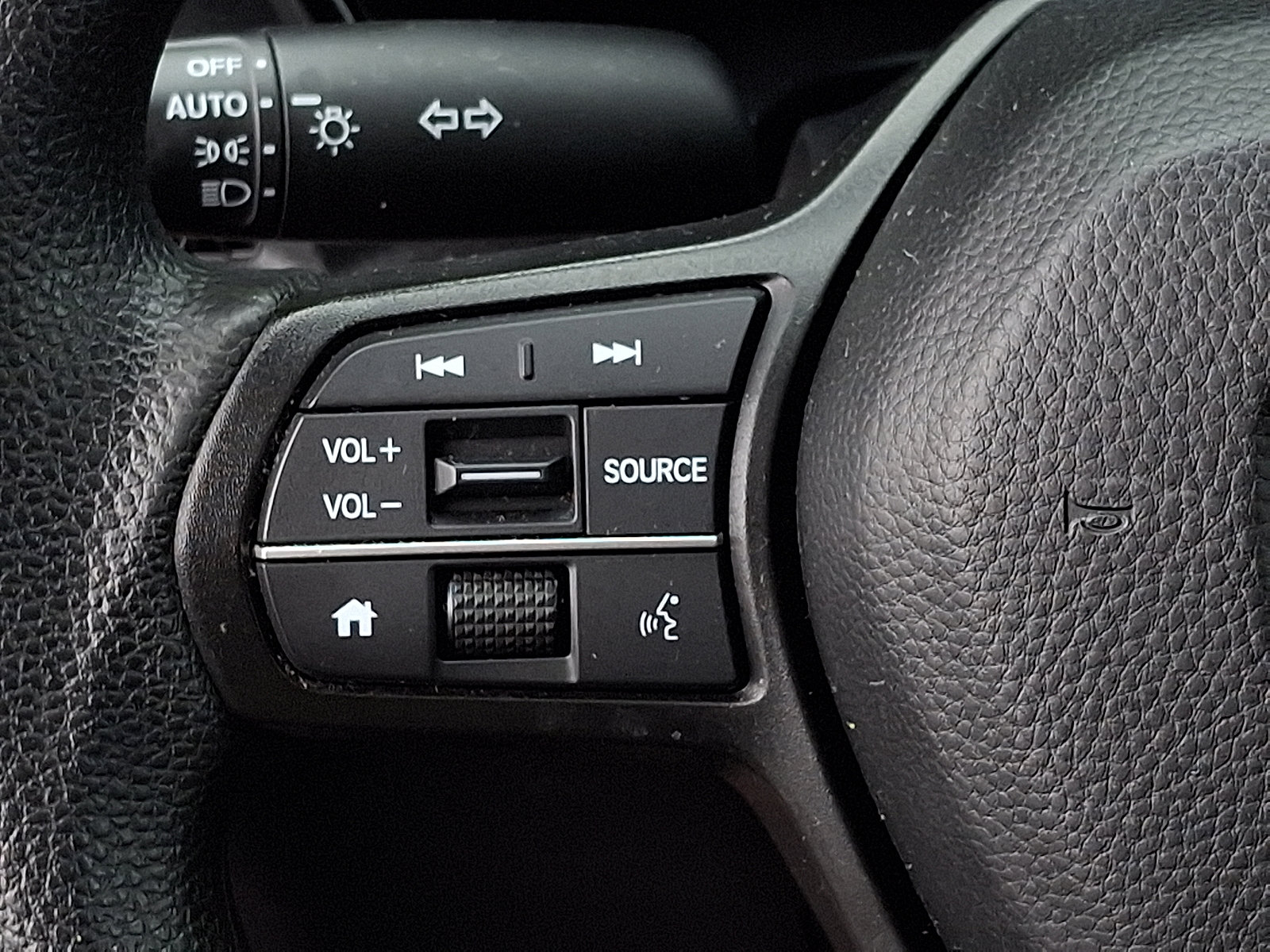 Used 2024 Honda CR-V EX image 23