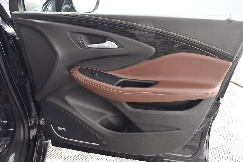 Used 2017 Buick Envision Premium w/ Driver Confidence Package image 18