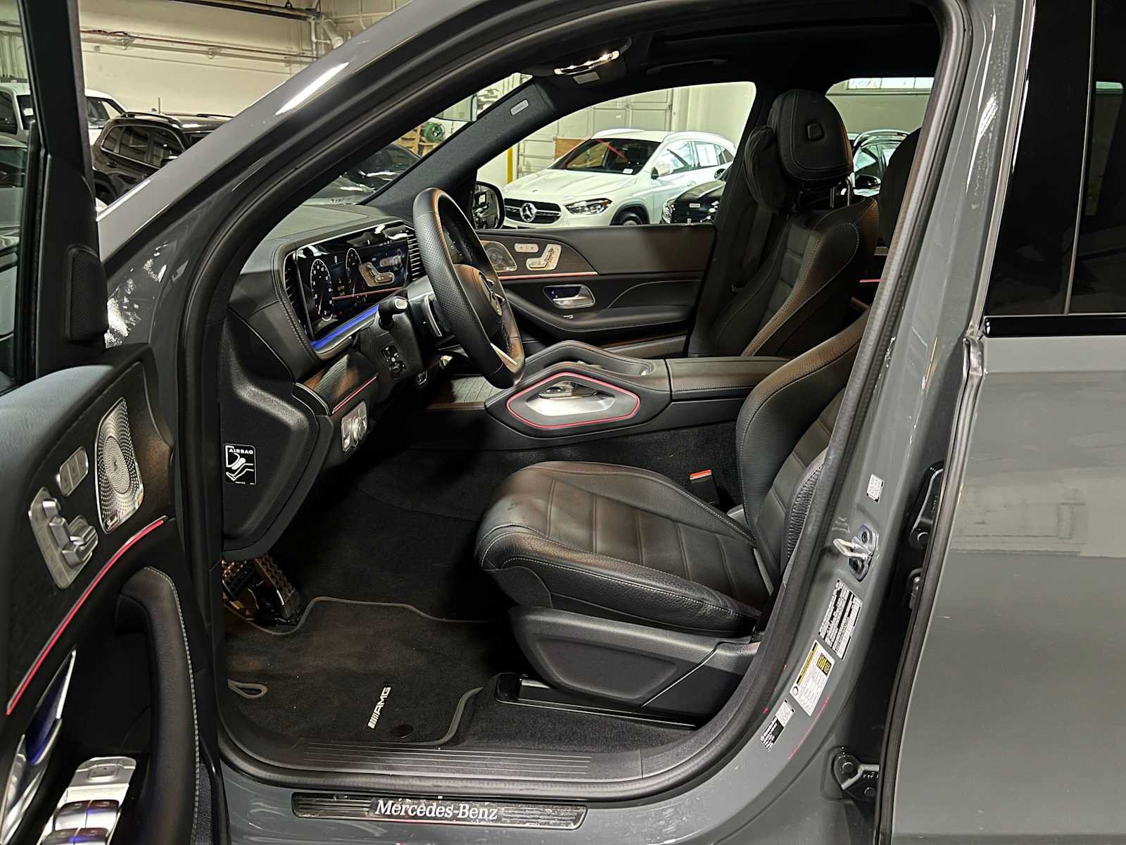 Used 2026 Mercedes-Benz GLS 450 4MATIC image 23