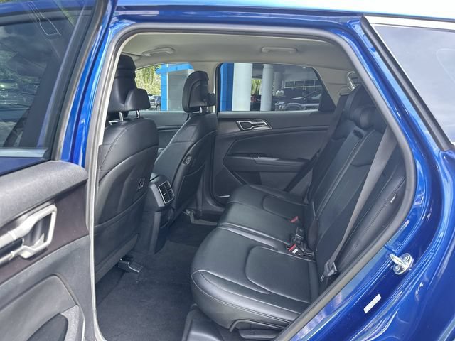 Used 2025 Kia Sportage EX FWD image 27
