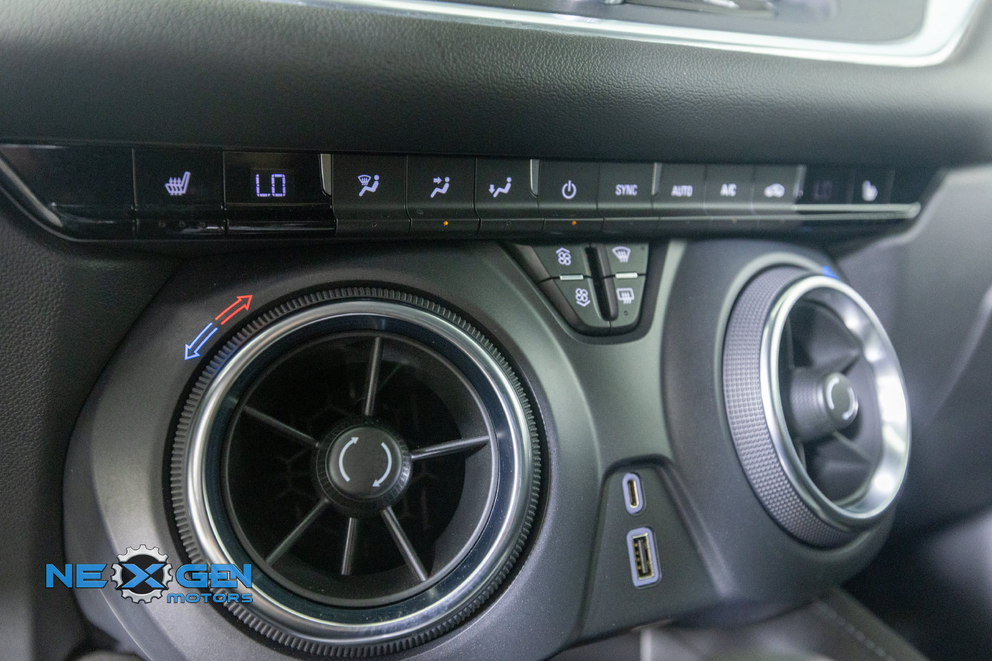 Used 2021 Chevrolet Blazer LT FWD image 20