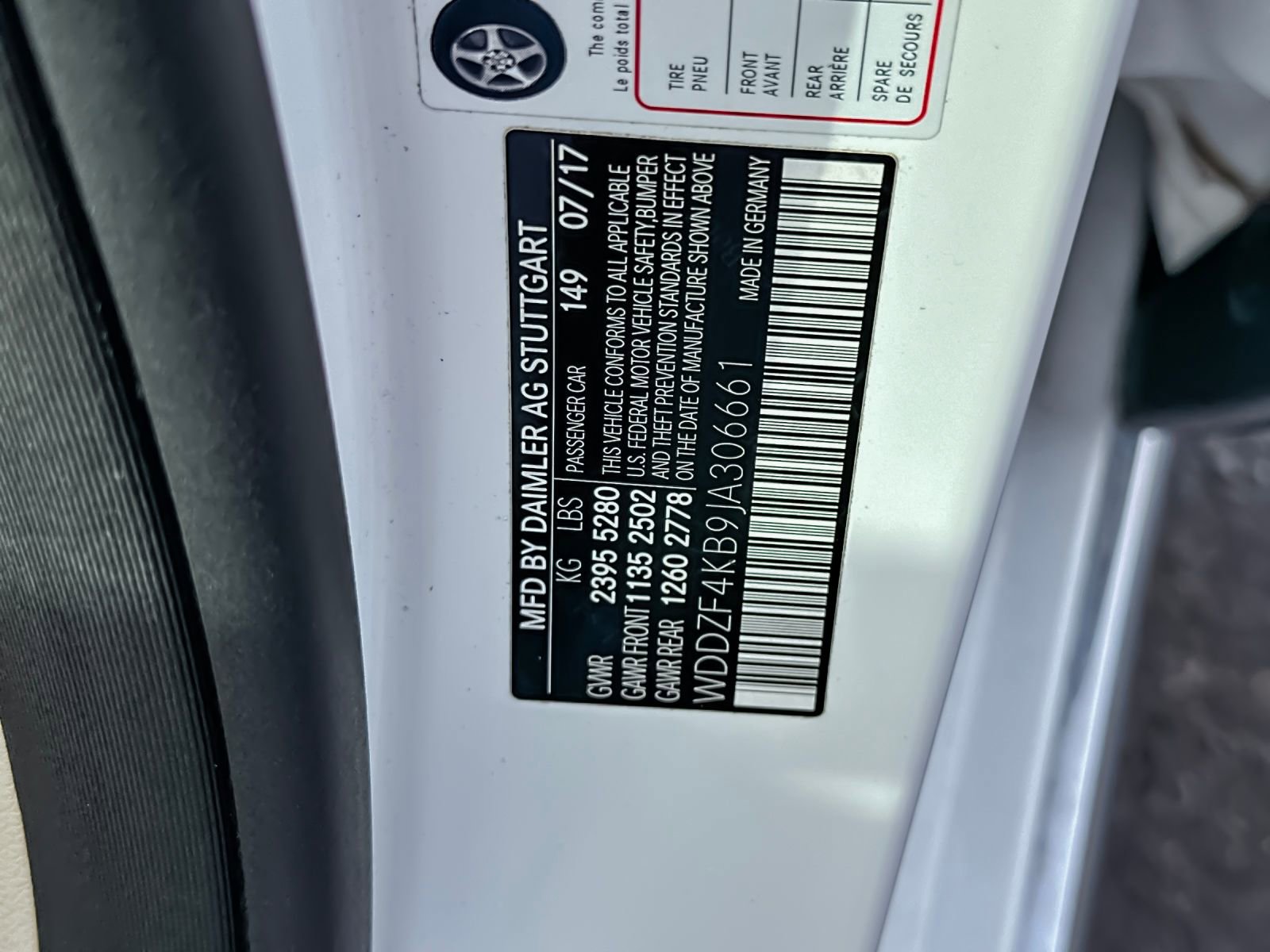 Used 2018 Mercedes-Benz E 300 4MATIC image 27