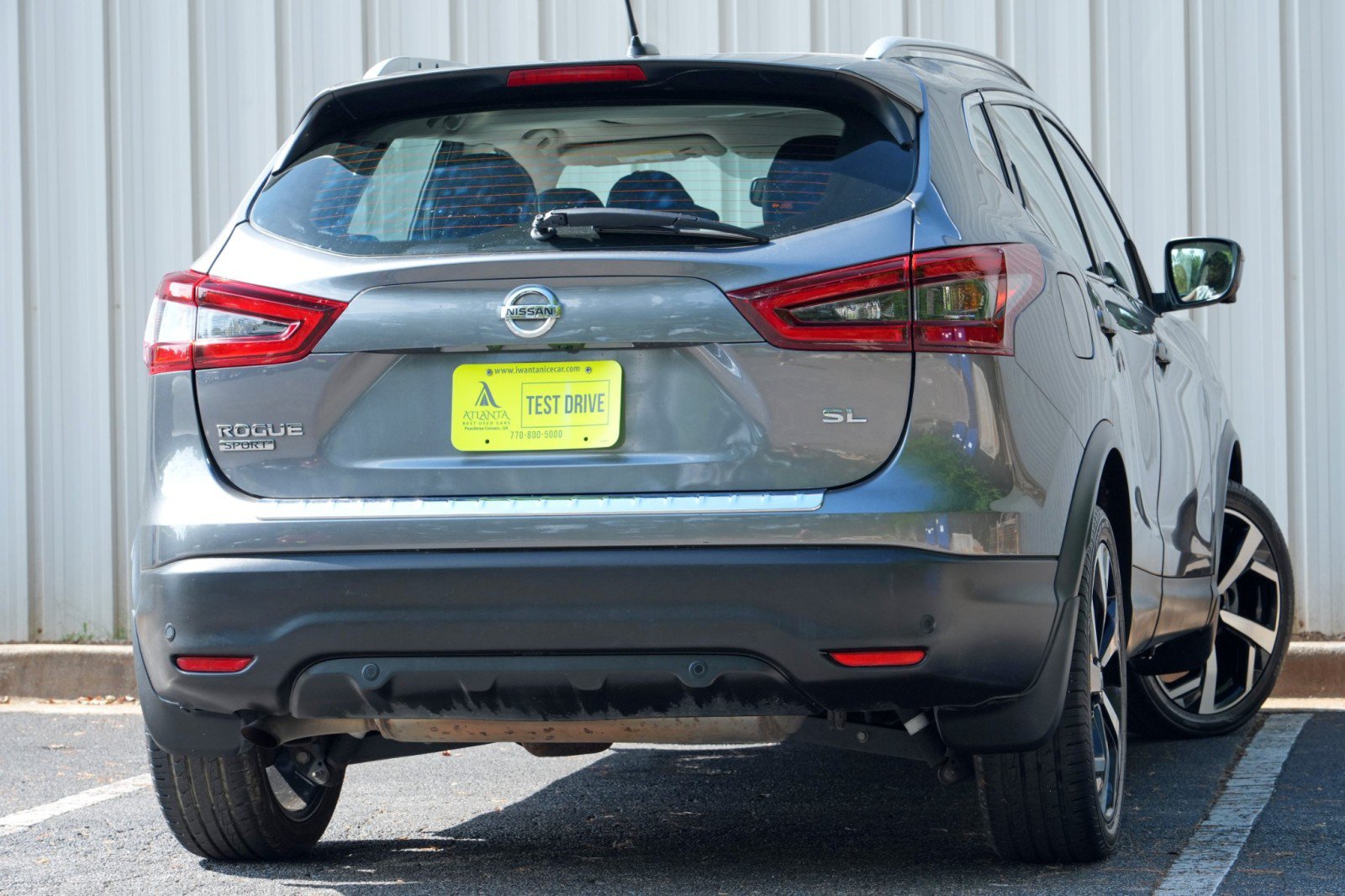 Used 2020 Nissan Rogue Sport SL w/ Premium Package FWD image 4