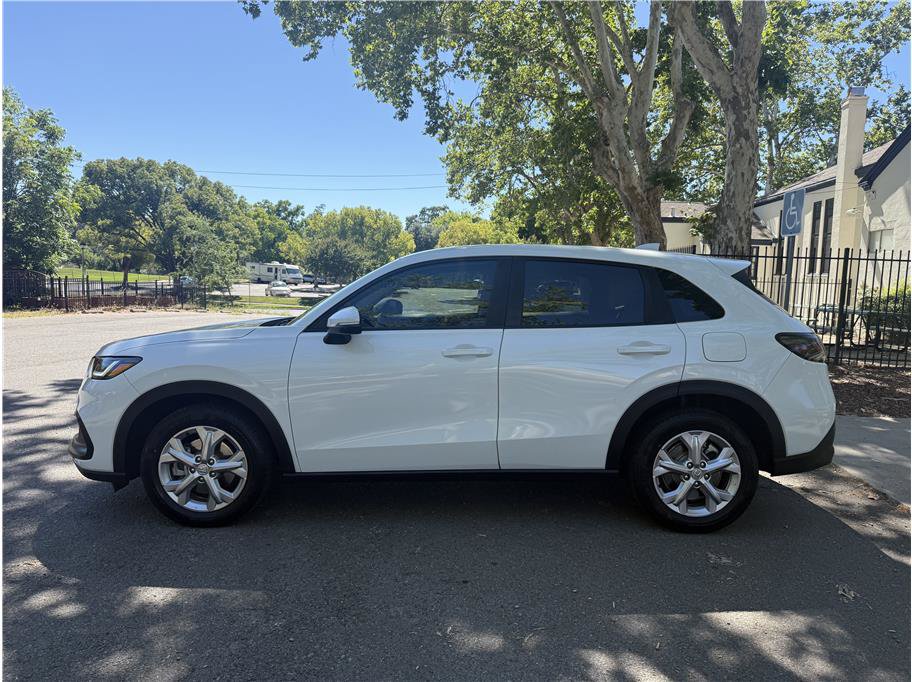 Used 2024 Honda HR-V LX image 4