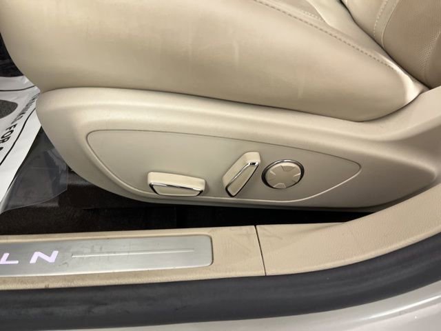 Used 2020 Lincoln MKZ Reserve w/ Elements Package image 32