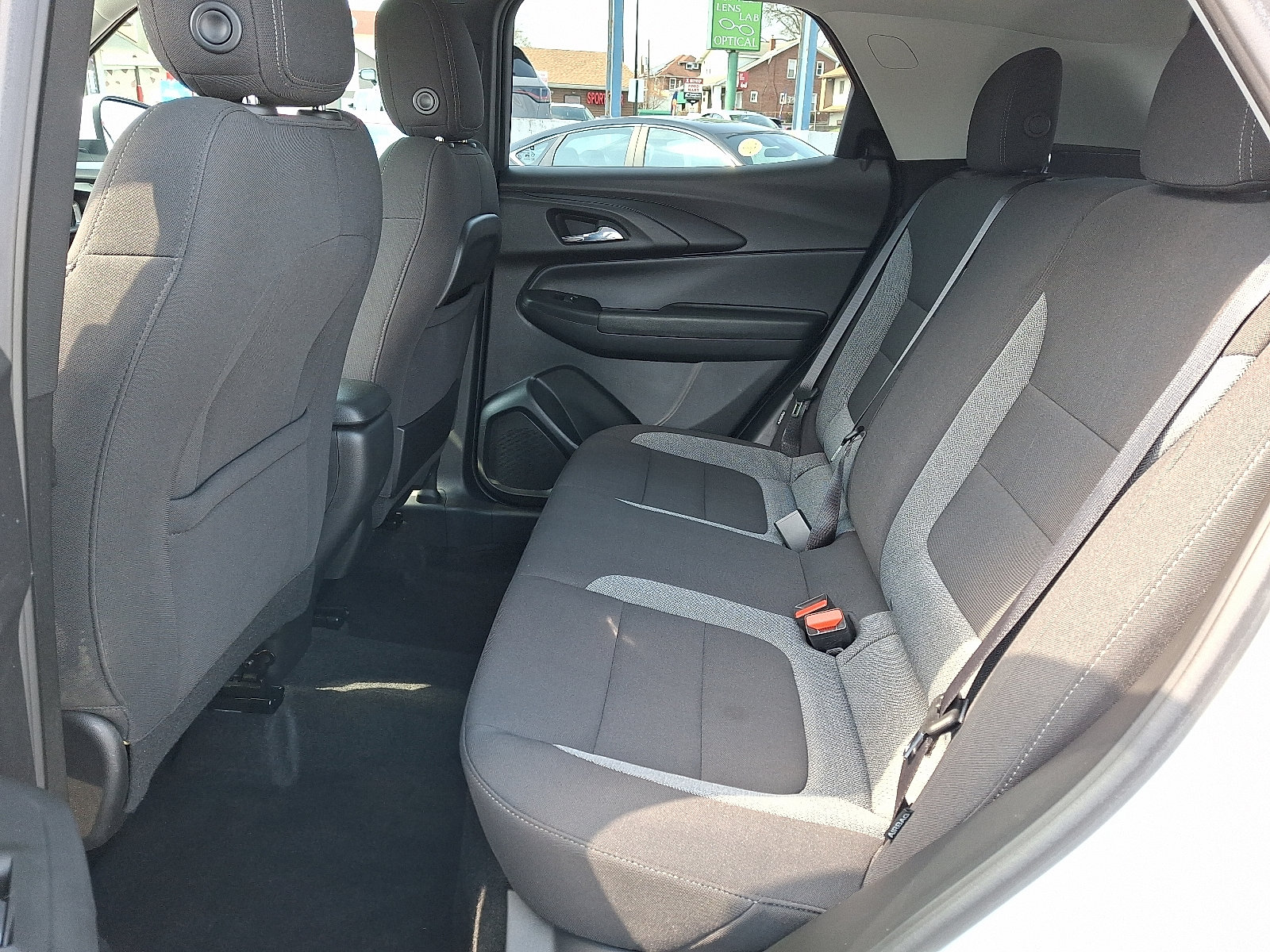 Used 2023 Chevrolet TrailBlazer LT AWD/4WD image 11