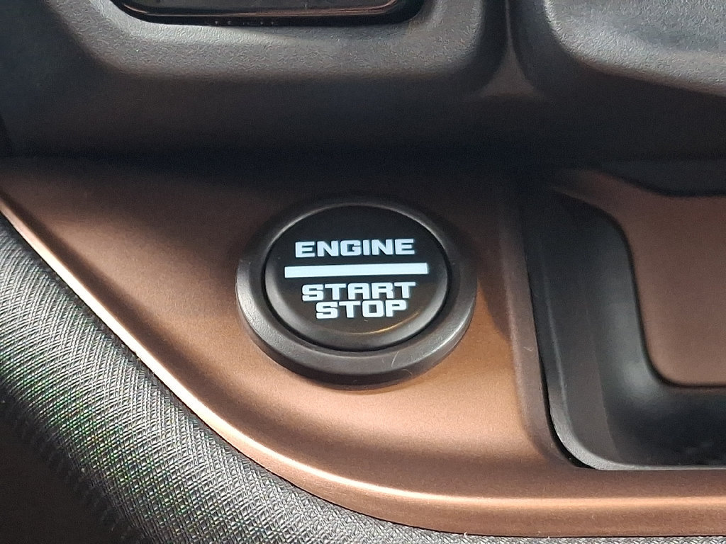 Certified 2023 Ford Bronco Sport Outer Banks w/ Tech Package AWD/4WD image 23