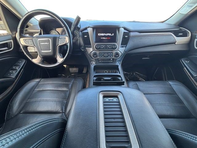 Used 2018 GMC Yukon XL Denali image 13