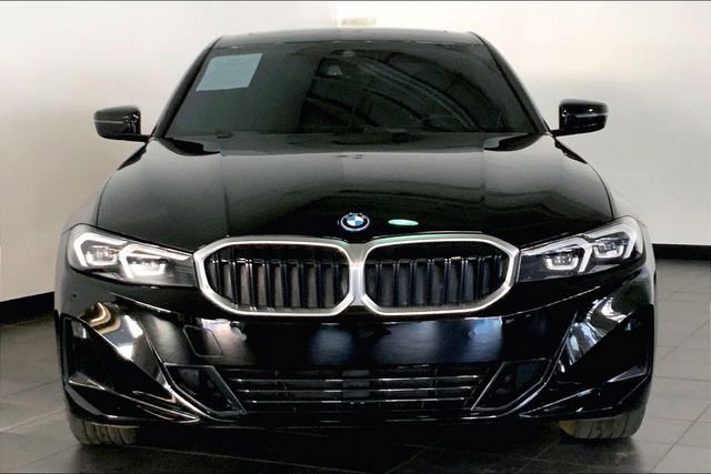 Used 2023 BMW 330e w/ Driving Assistance Package RWD image 3