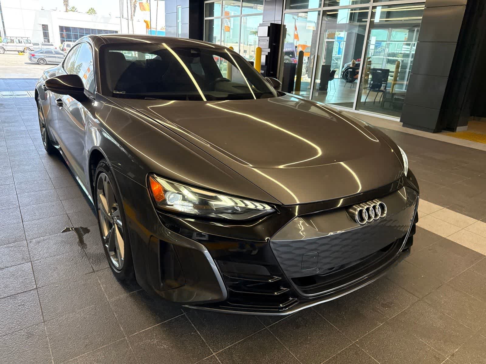 Used 2022 Audi RS e-tron GT AWD/4WD image 8