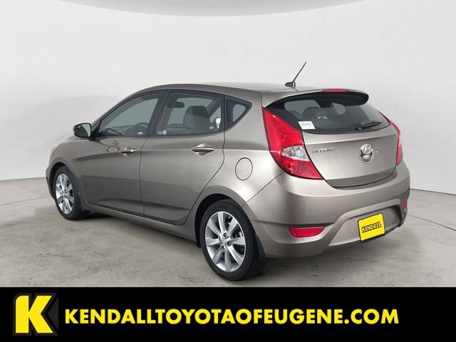 Used 2014 Hyundai Accent SE FWD image 3