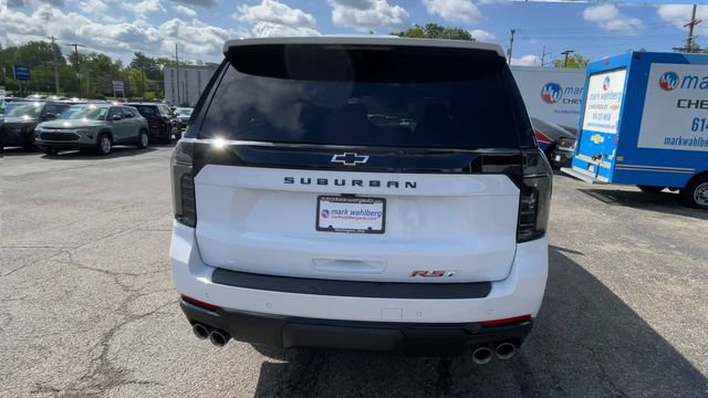 New 2026 Chevrolet Suburban RST w/ Comfort Package AWD/4WD image 9